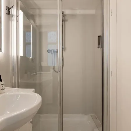 Centro I Imbriani 12/b トリエステ